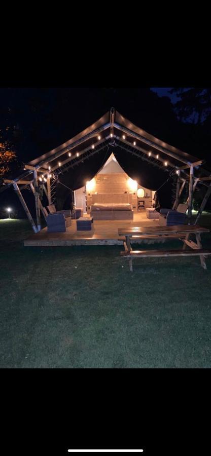 't Vlyt Vakantiehuis-Wellness Bed and Breakfast Riemst Buitenkant foto