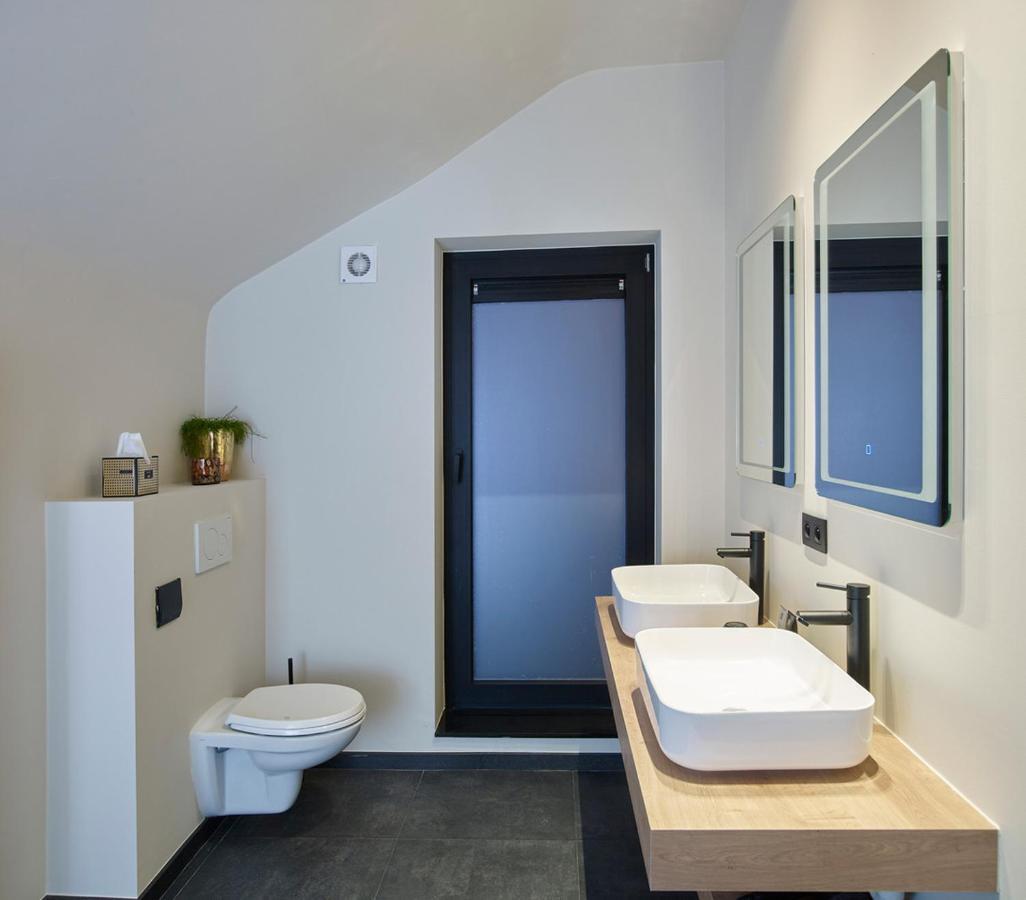 't Vlyt Vakantiehuis-Wellness Bed and Breakfast Riemst Buitenkant foto